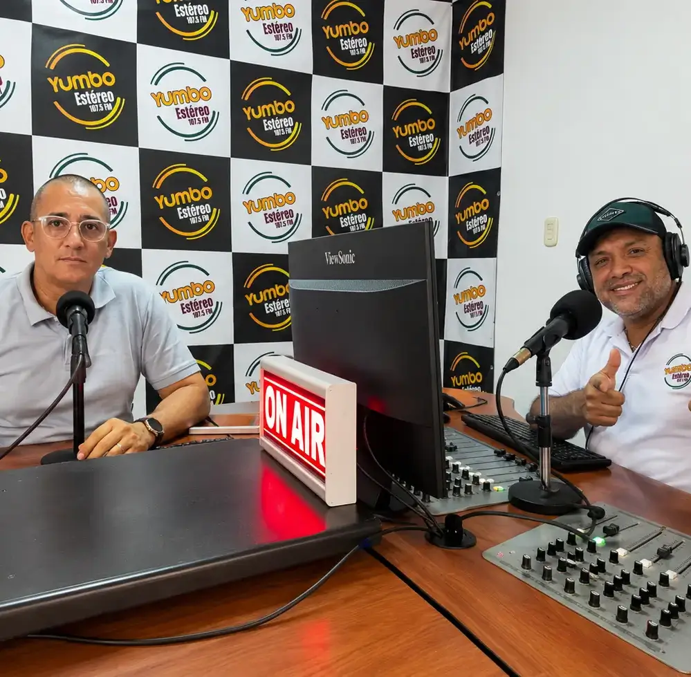 Fachada de Yumbo Estéreo 107